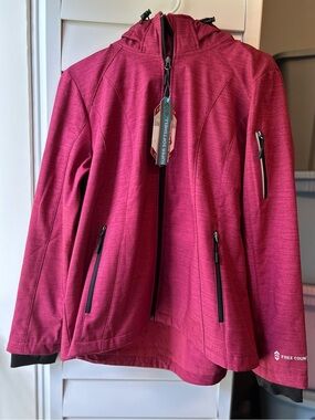 Free Country NWT Super Softshell jacket